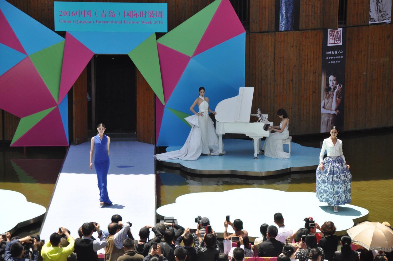 China Community Culture & Art Hotel Циндао Экстерьер фото